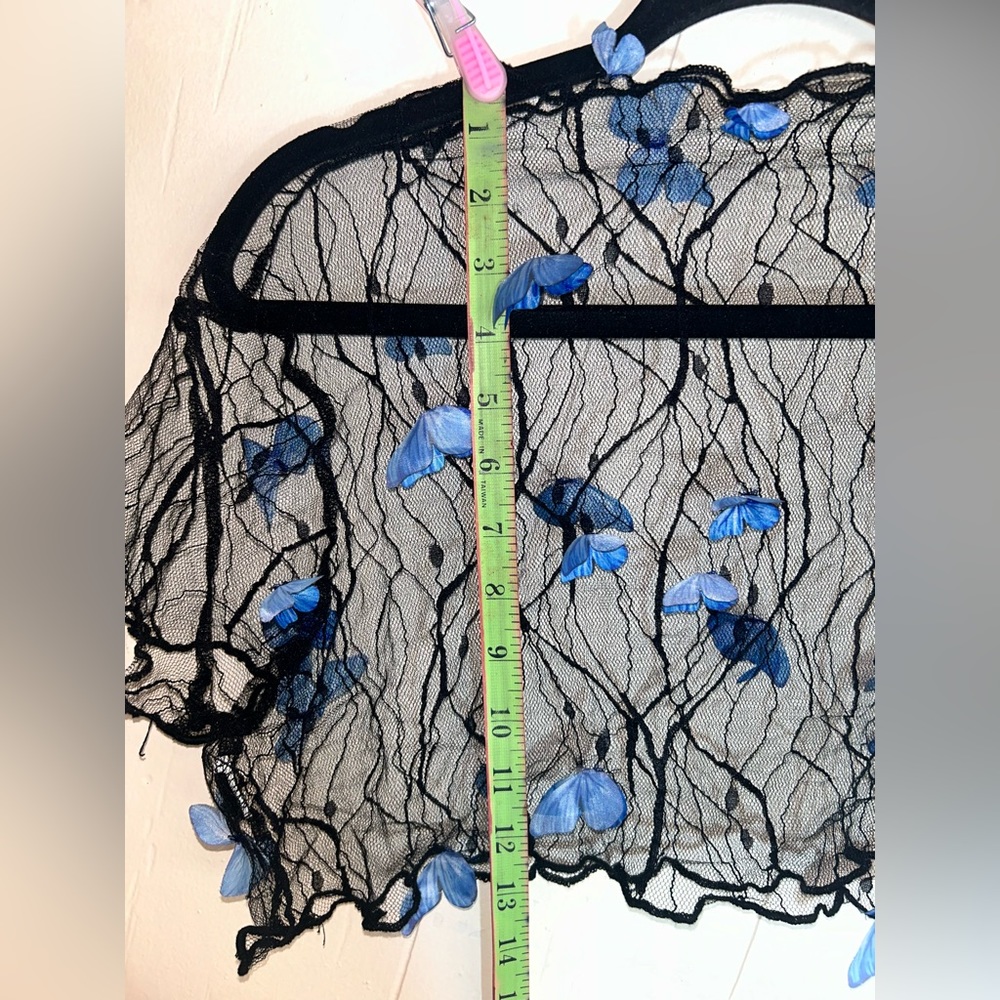 Shein Top - Picture 2 of 2